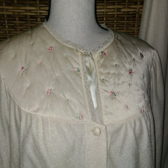 True Vintage PJs Hensen Kickernick Nylon Cream Color Fuzzy SZ 36 USA Quilted - Picture 5 of 11